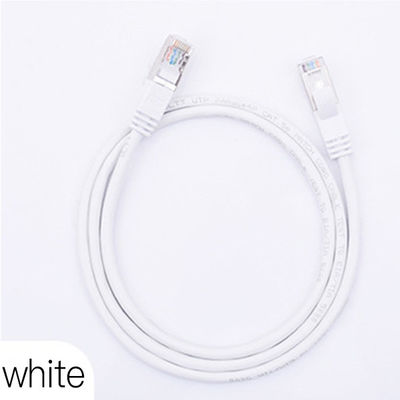 Os ethernet internos Cat5e remendam o revestimento de PVC do ftp STP do cabo 100m com o conector RJ45