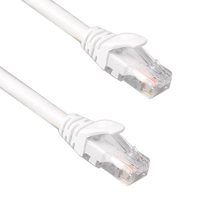 UTP branco Cat6 remenda o revestimento do PVC LSZH do cabo 24AWG 7/0.2 com o conector RJ45